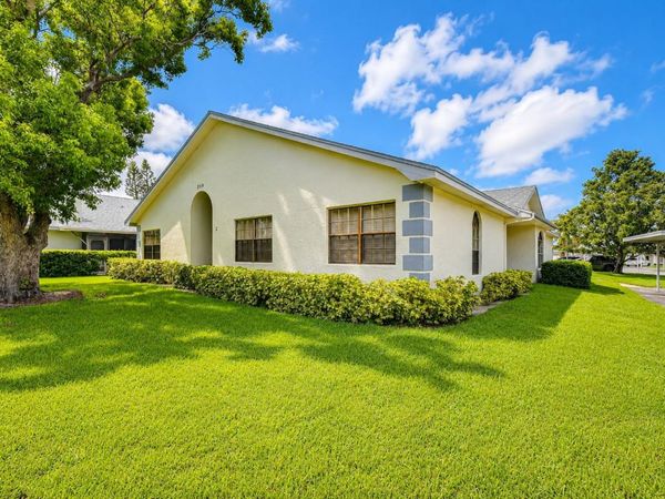 2749 COUNTRYSIDE BOULEVARD , Unit 8, CLEARWATER, FL 33761