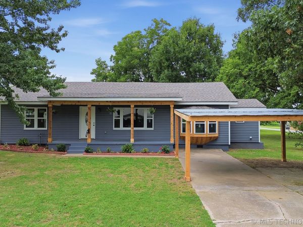 122 W Jay , Stroud, OK 74079