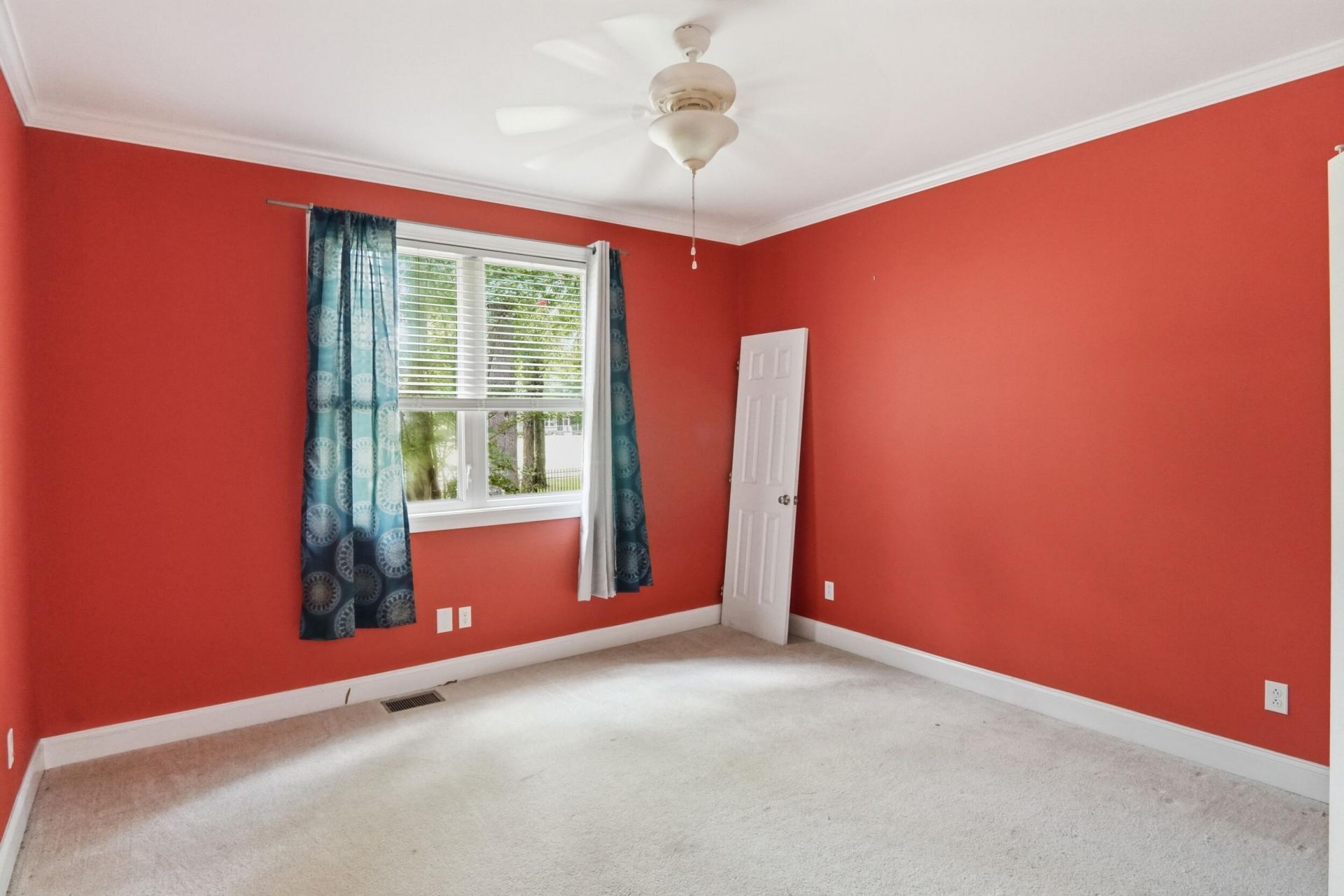 8737 Herons Walk Photo 28