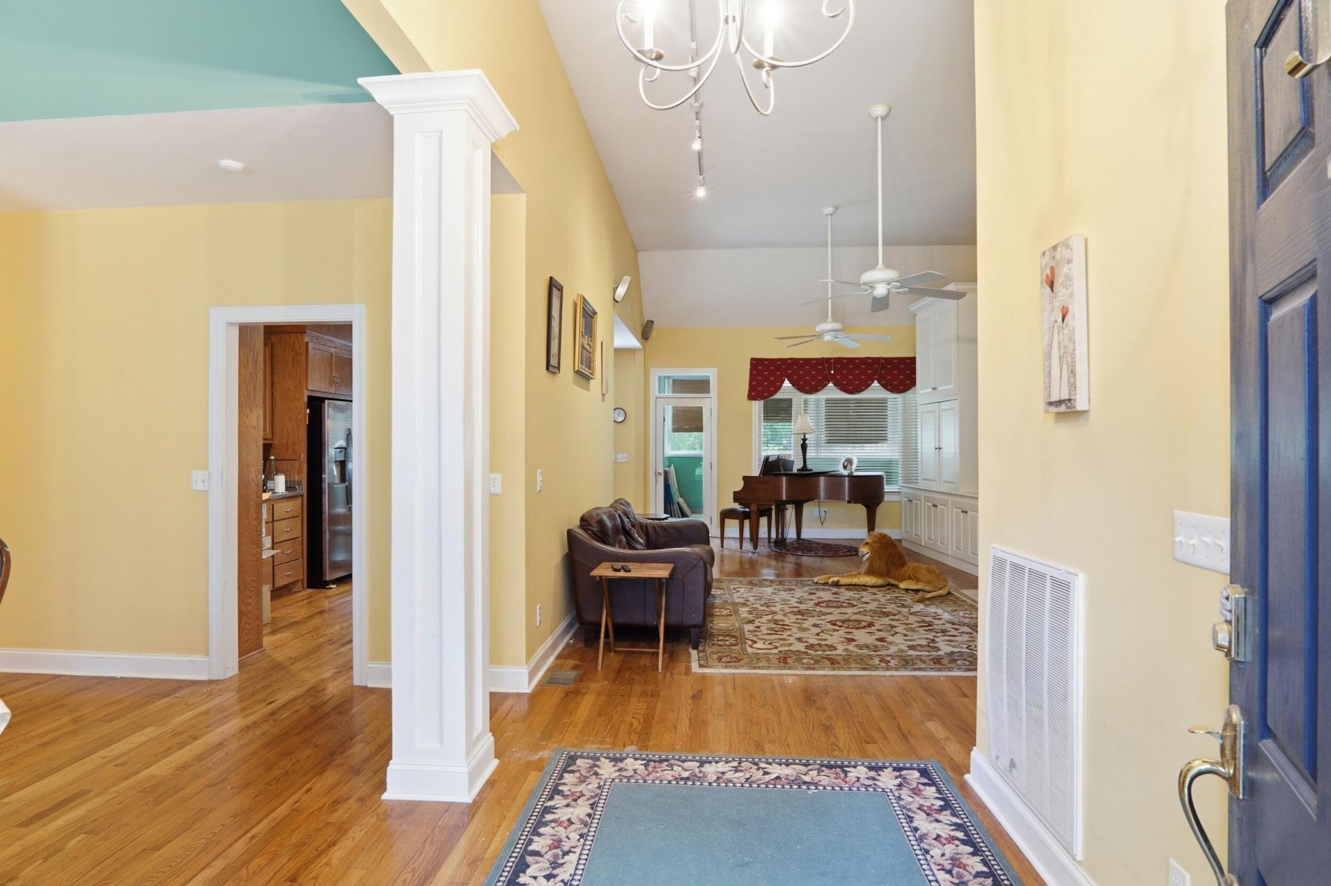8737 Herons Walk Photo 4