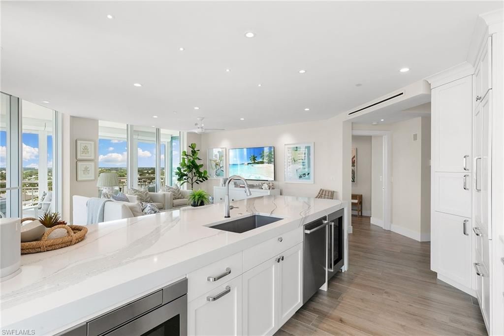 4255 Gulf Shore Blvd N, Unit 801, Naples, FL 34103 Photo