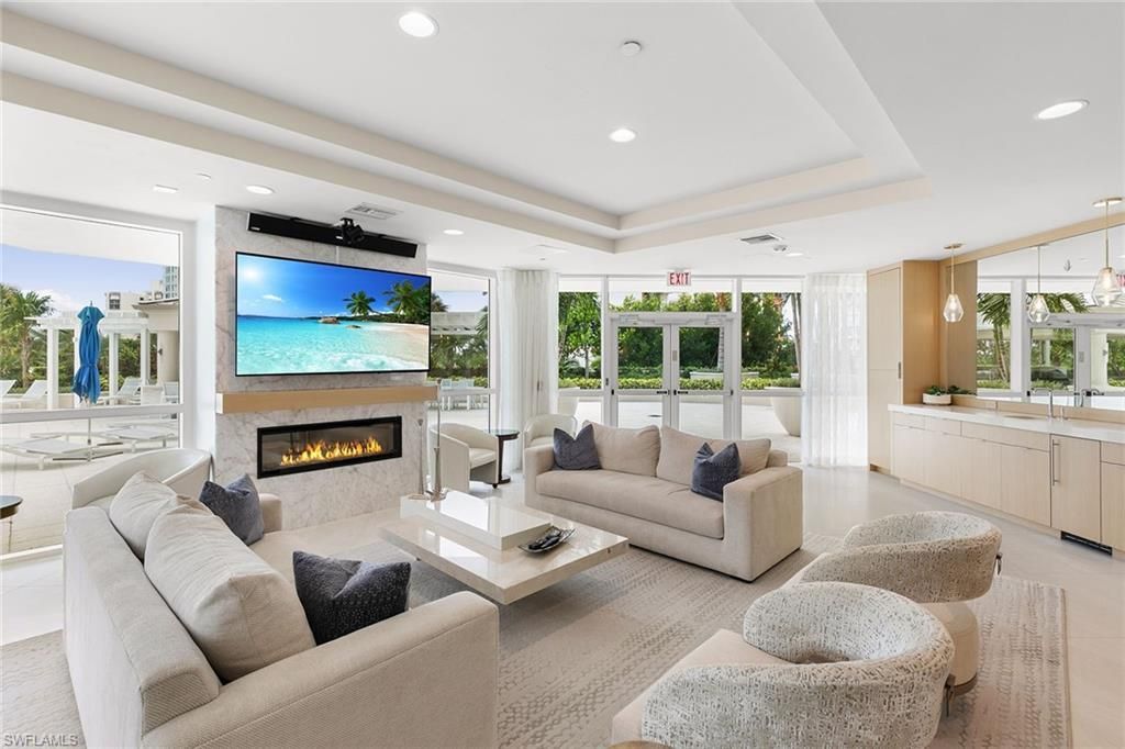 4255 Gulf Shore Blvd N, Unit 801, Naples, FL 34103 Photo