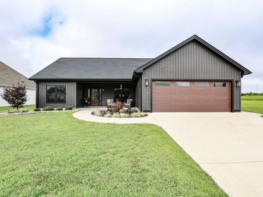 307 Parkway Drive, Mayfield, KY 42066