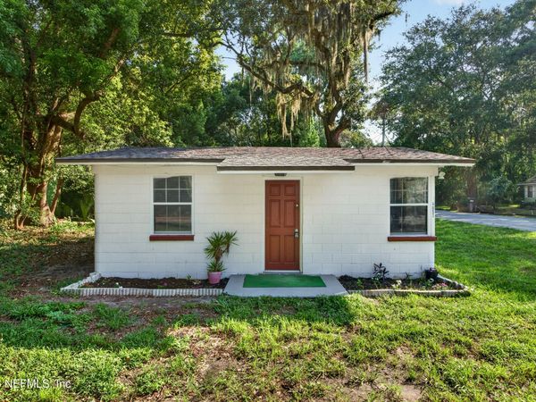 4951 HALLS Drive, Jacksonville, FL 32207