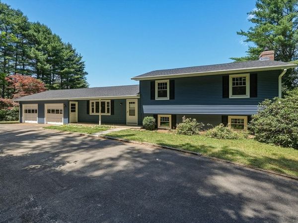 59 Lovers Lane, Greenfield, MA 01301