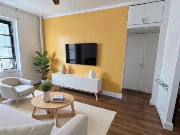 2167 33rd Street, Unit 3H, Astoria, NY 11105