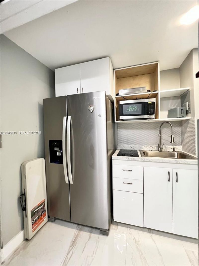 511 N 70th Way , Hollywood, FL 33024 Photo