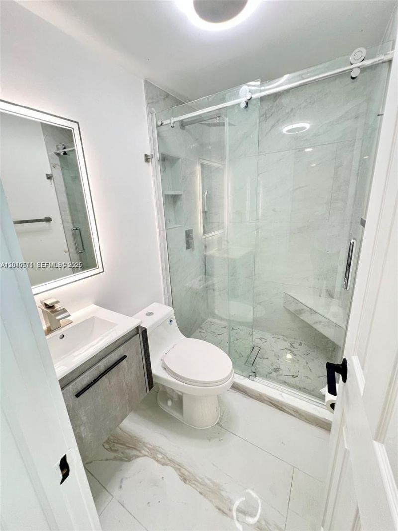 511 N 70th Way , Hollywood, FL 33024 Photo