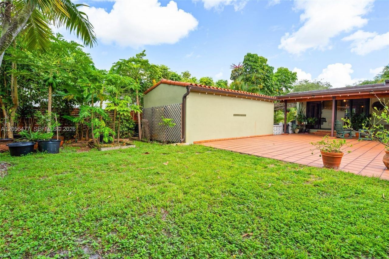 550 Westward Dr, Miami Springs, FL 33166 Photo