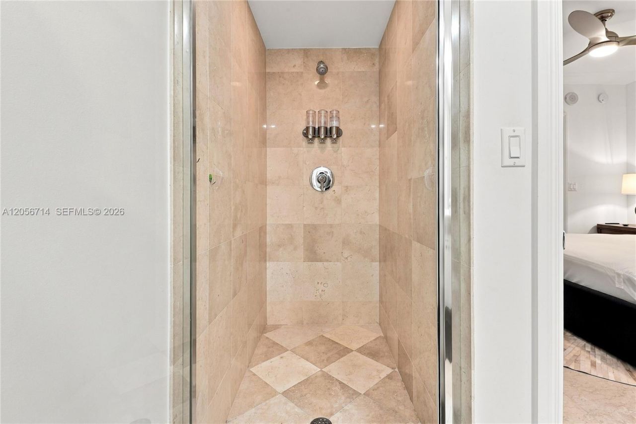 1850 S Ocean Dr, Unit 2204, Hallandale Beach, FL 33009 Photo