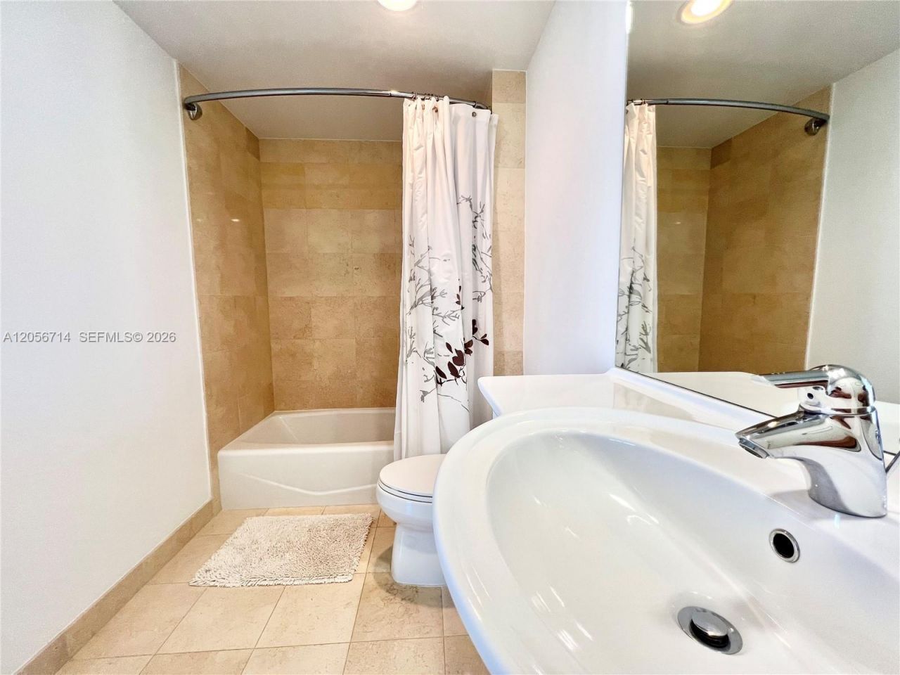 1850 S Ocean Dr , Unit 2204, Hallandale Beach, FL 33009 Photo
