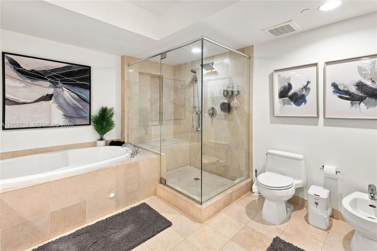 1850 S Ocean Dr, Unit 2204, Hallandale Beach, FL 33009 Photo