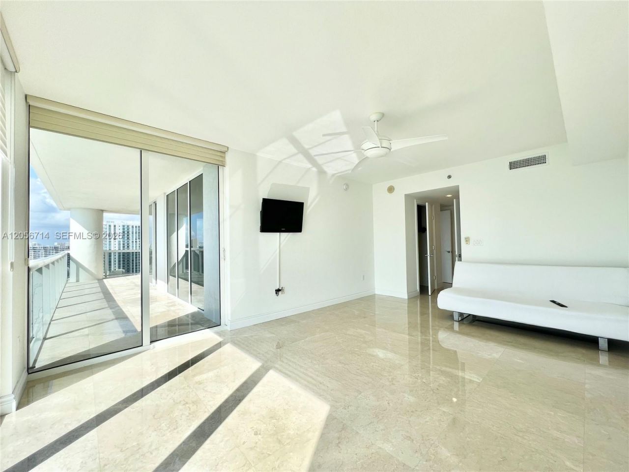 1850 S Ocean Dr , Unit 2204, Hallandale Beach, FL 33009 Photo