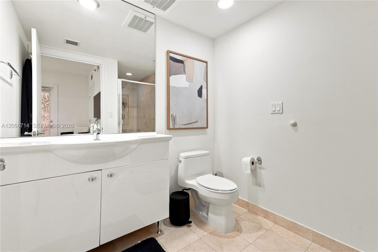 1850 S Ocean Dr, Unit 2204, Hallandale Beach, FL 33009 Photo