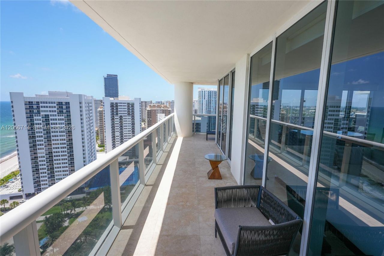 1850 S Ocean Dr, Unit 2204, Hallandale Beach, FL 33009 Photo