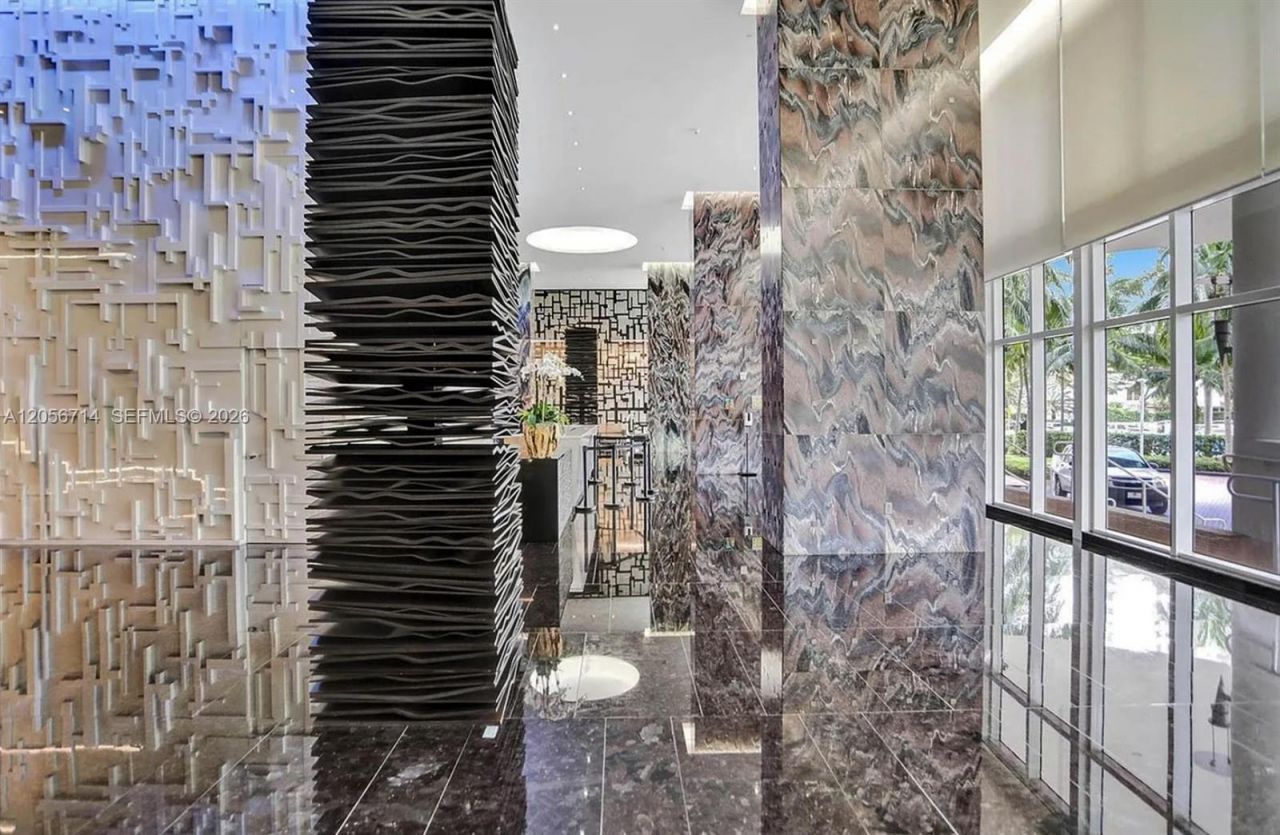 1850 S Ocean Dr, Unit 2204, Hallandale Beach, FL 33009 Photo