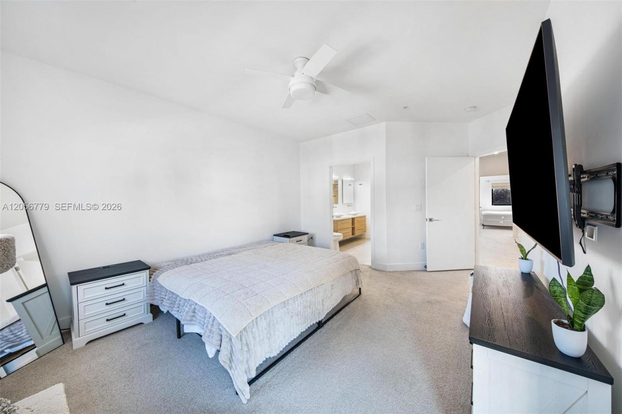 4480 NW 8th Pl , Plantation, FL 33317 Photo
