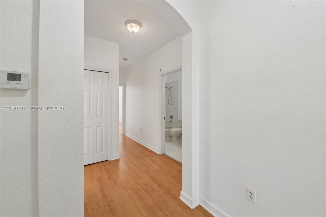8188 NW 108th Pl , Unit -, Doral, FL 33178 Photo