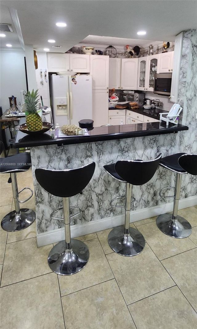 2750 NE 183rd St , Unit 1701, Aventura, FL 33160 Photo