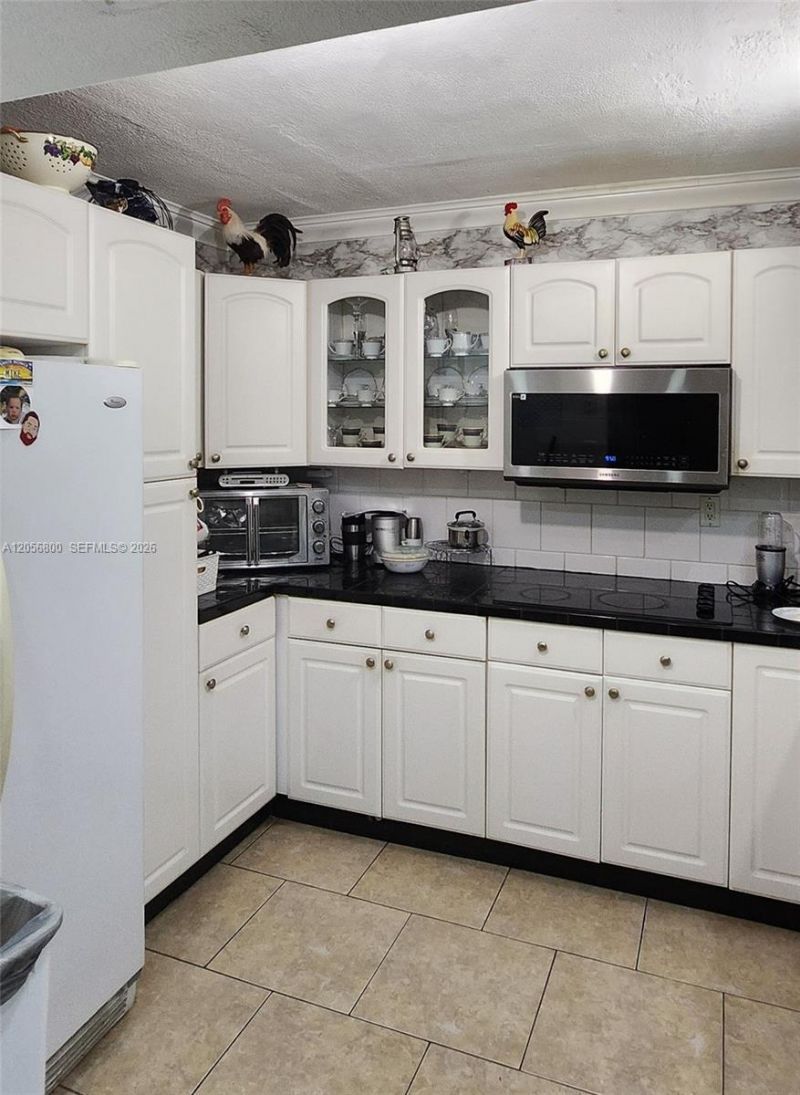 2750 NE 183rd St , Unit 1701, Aventura, FL 33160 Photo