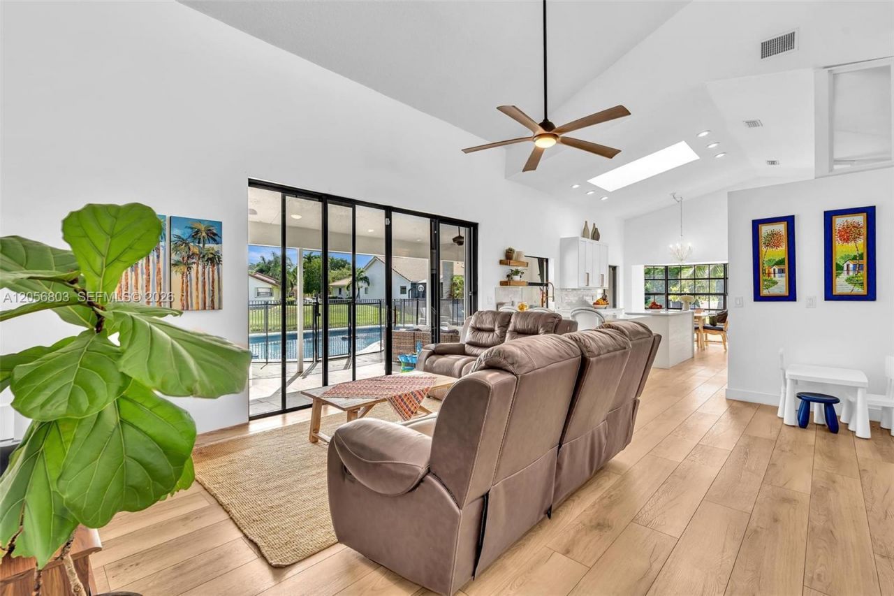 1661 NW 100th Way, Plantation, FL 33322 Photo