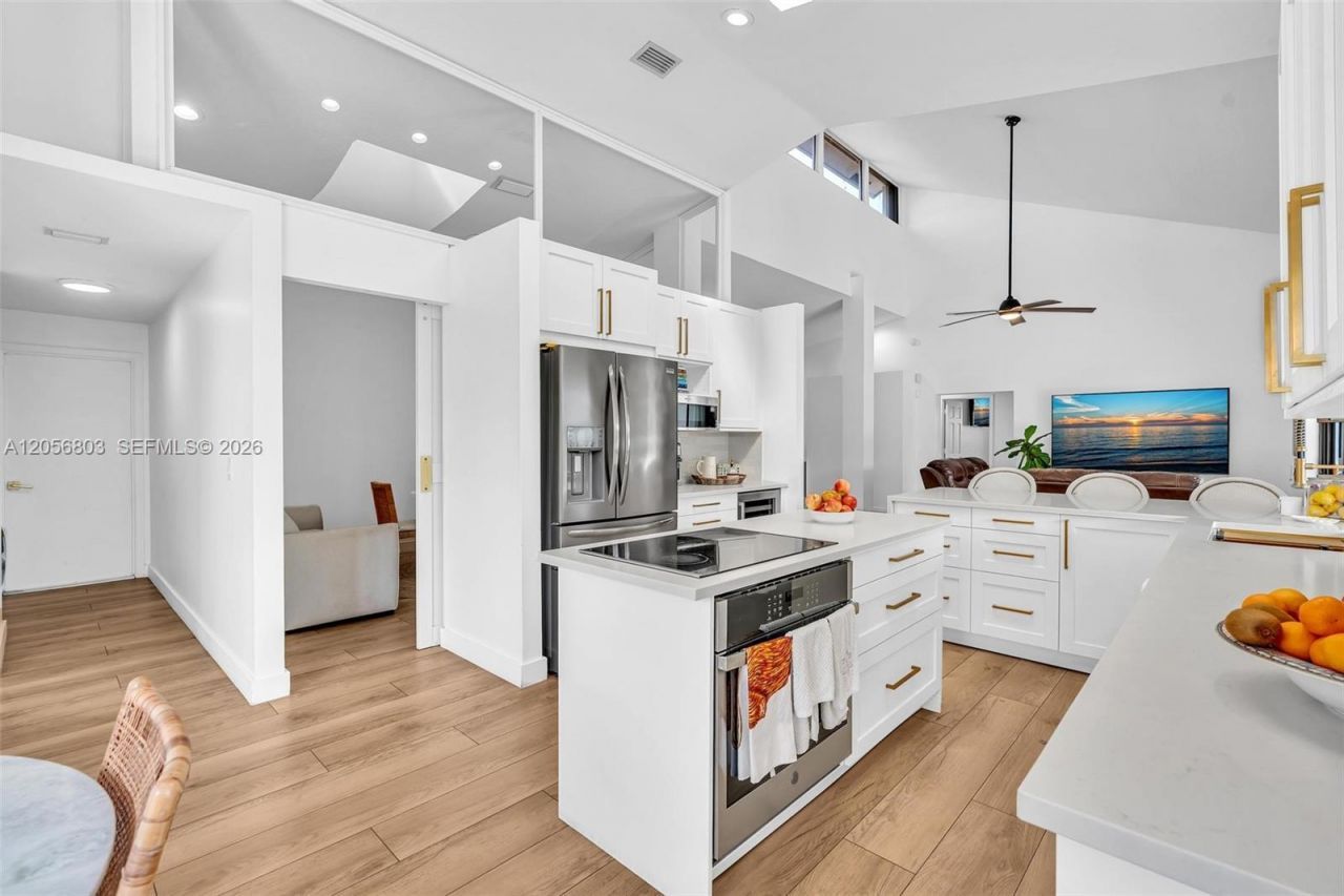 1661 NW 100th Way, Plantation, FL 33322 Photo