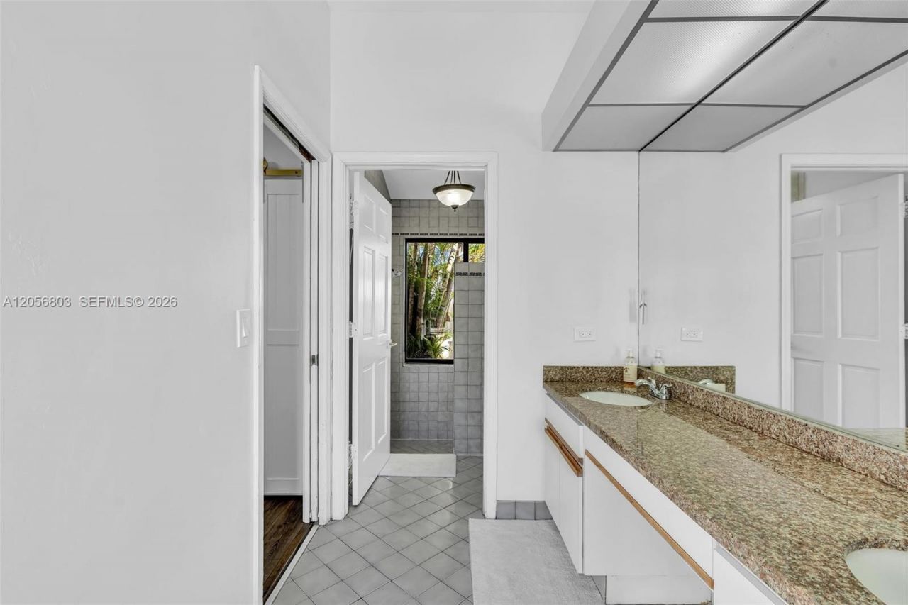 1661 NW 100th Way, Plantation, FL 33322 Photo