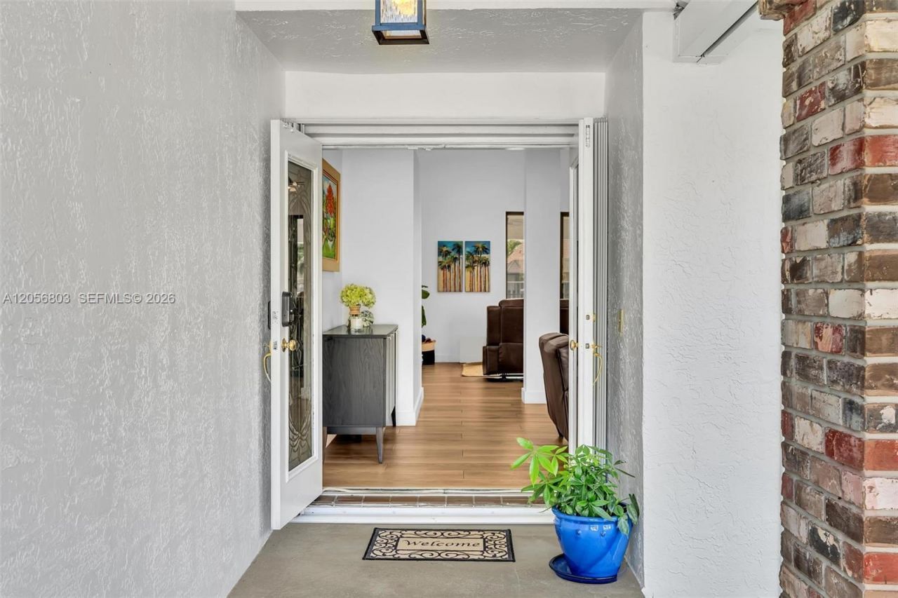 1661 NW 100th Way, Plantation, FL 33322 Photo