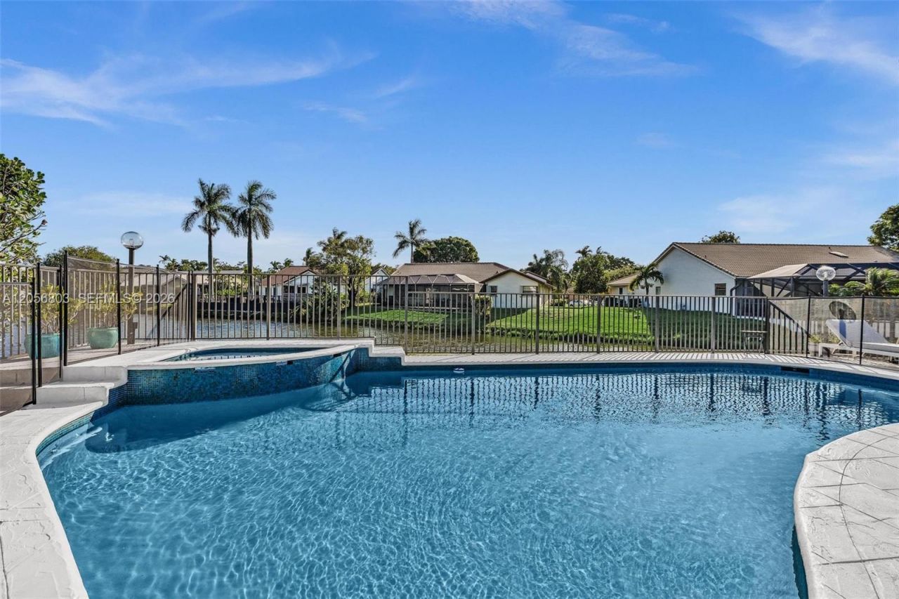 1661 NW 100th Way, Plantation, FL 33322 Photo