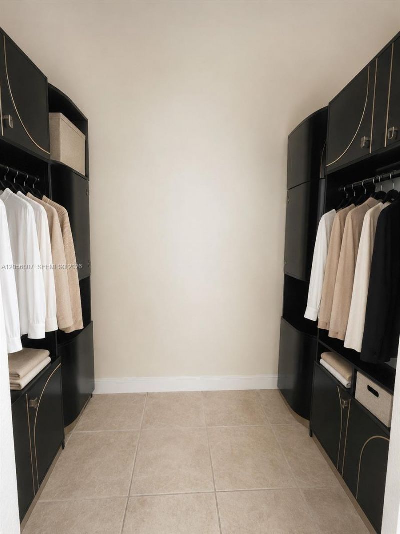 17650 NW 73rd Ave , Unit 104-18, Hialeah, FL 33015 Photo