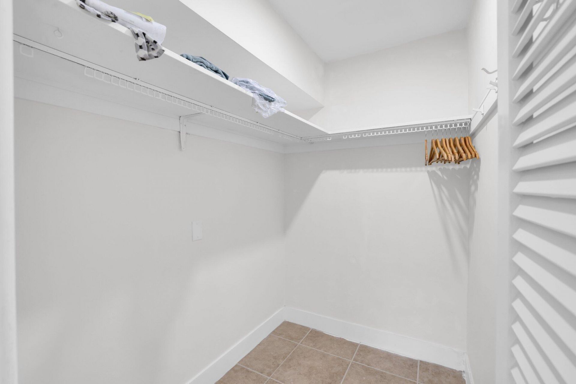 320 Inlet Way, Unit 4, Palm Beach Shores, FL 33404 Photo