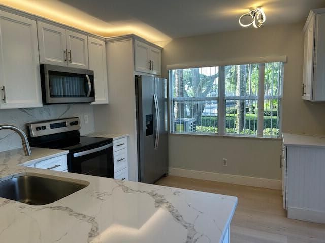 2807 SW Lakemont Place, Unit 1, Palm City, FL 34990 Photo