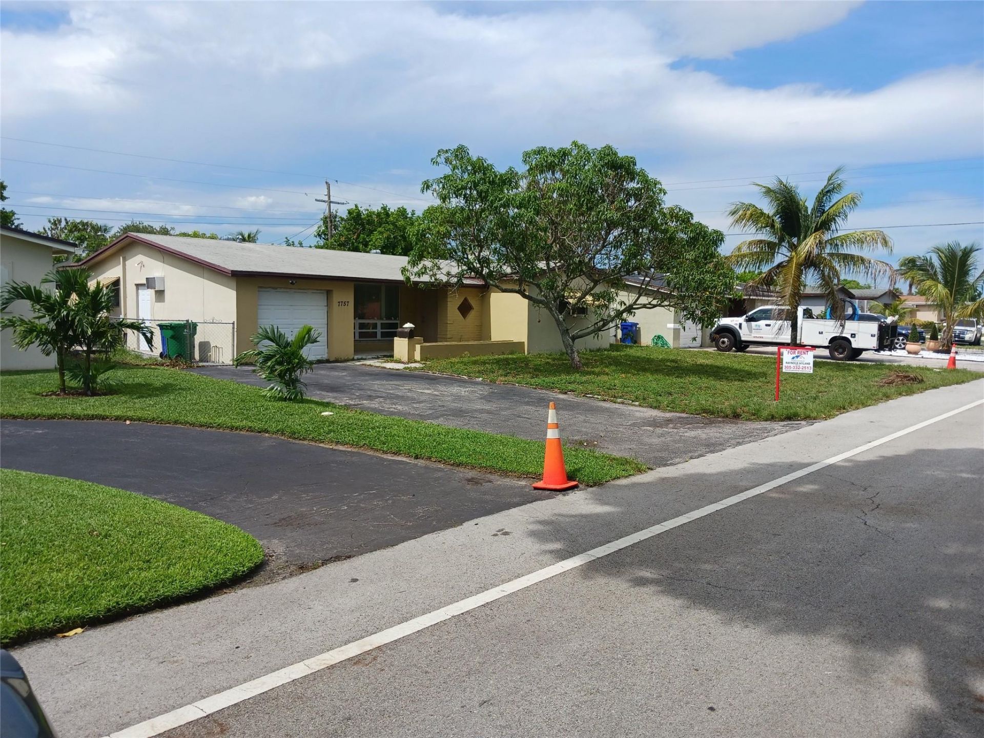 7757 SE Embassy Boulevard, Miramar, FL 33023 Photo