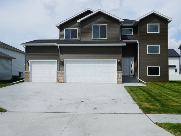 5816 James Drive W, West Fargo, ND 58078