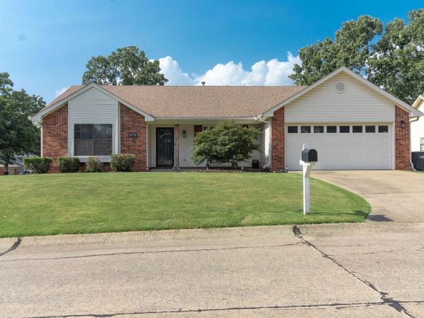 101 Cedarwood Drive, Sherwood, AR 72120