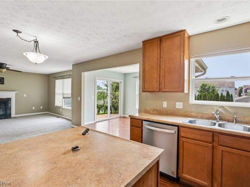 5028 Dayflower Drive, Tipp City, OH 45371 Photo 9