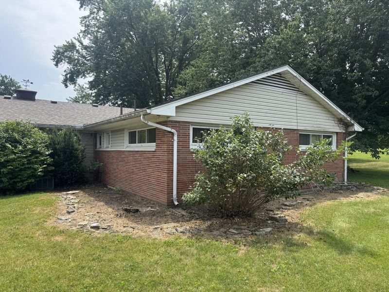 107 Thomaston Trail, Springfield, OH 45503 Photo 4