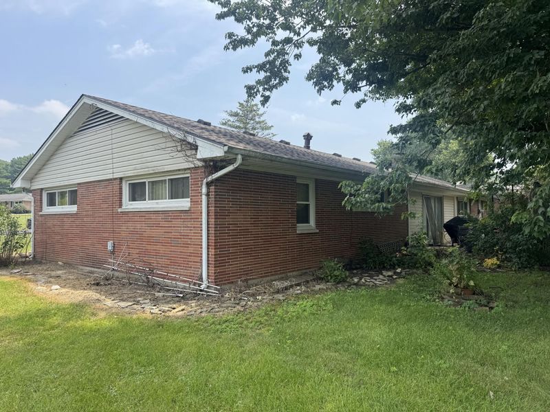 107 Thomaston Trail, Springfield, OH 45503 Photo 5