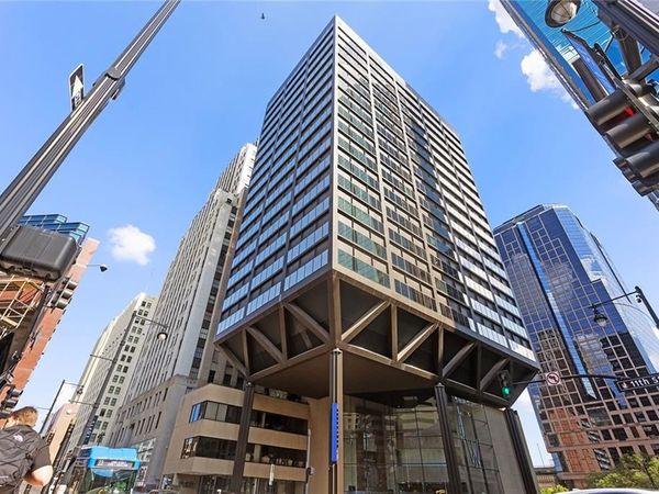 1101 Walnut Street, Unit 1005, Kansas City, MO 64106