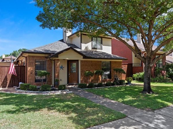 2920 Peninsula Way, Carrollton, TX 75007