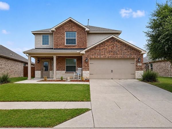 424 Winchester Drive , Celina, TX 75009