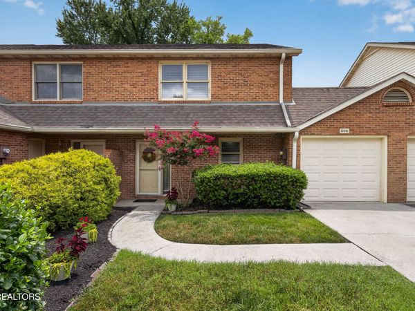 10416 Ravenbrook Lane, Knoxville, TN 37922