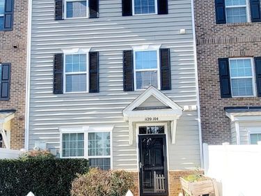 1120 Renewal Place, Unit 104, Raleigh, NC 27603