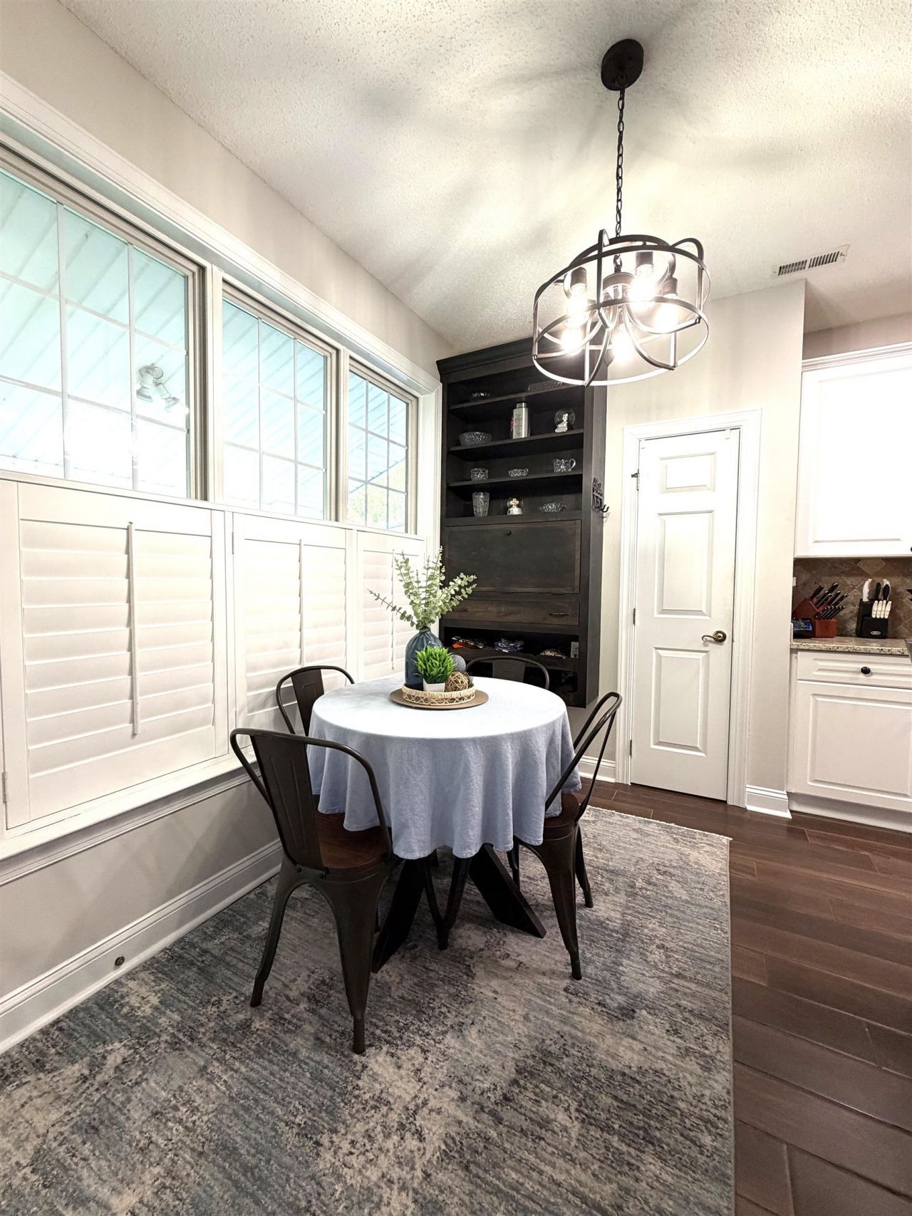 4009 Edenborough Dr.  Photo 14