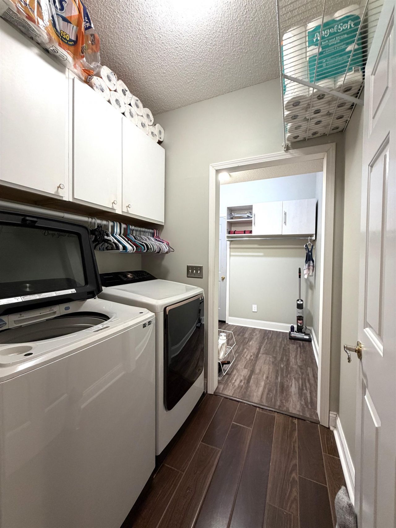 4009 Edenborough Dr.  Photo 25