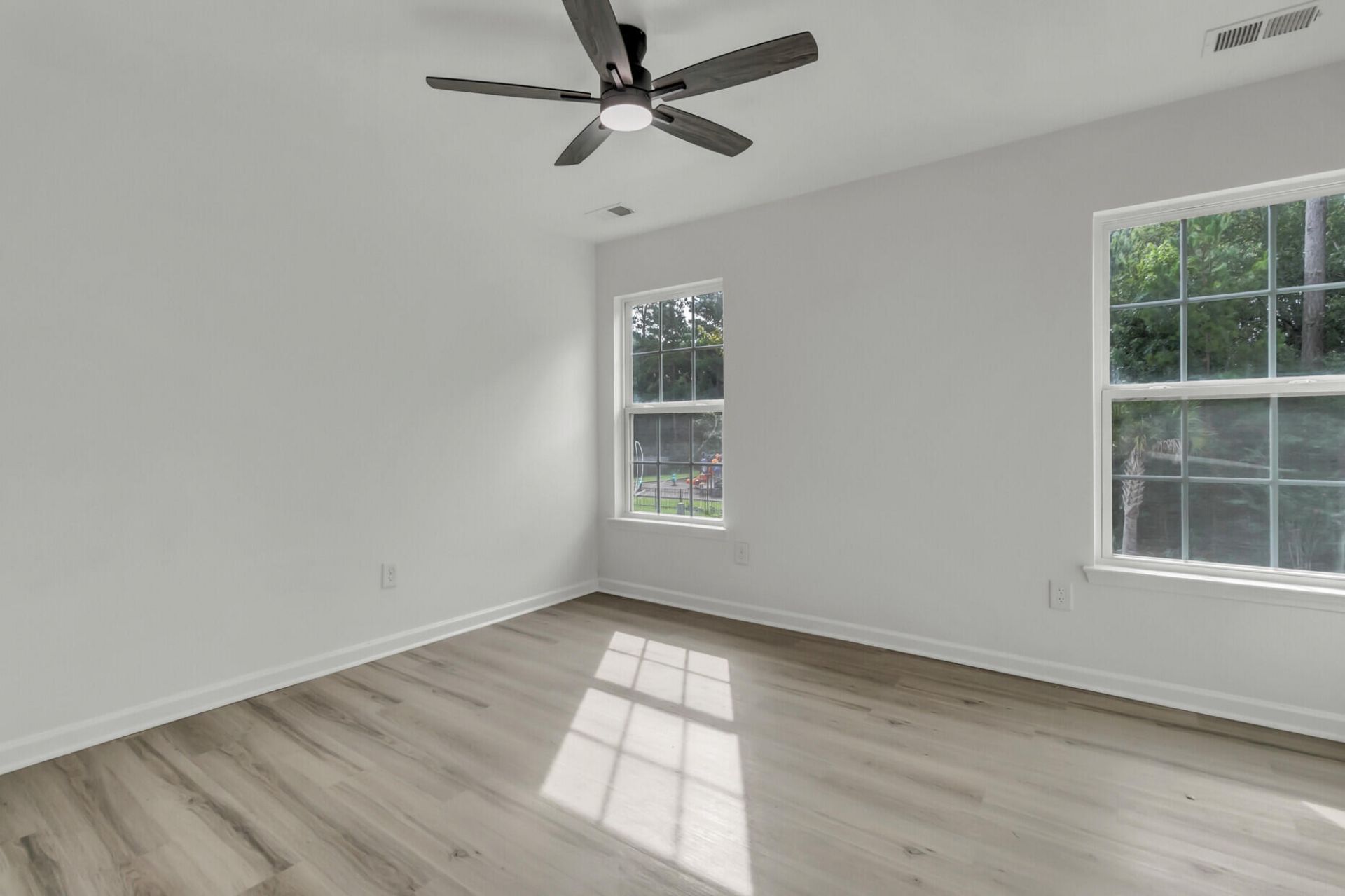 161 Blackstone Drive Photo 23
