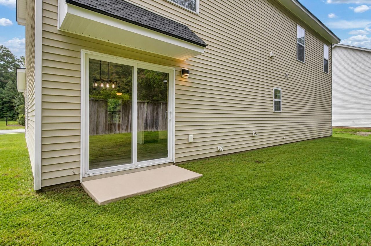 161 Blackstone Drive Photo 31