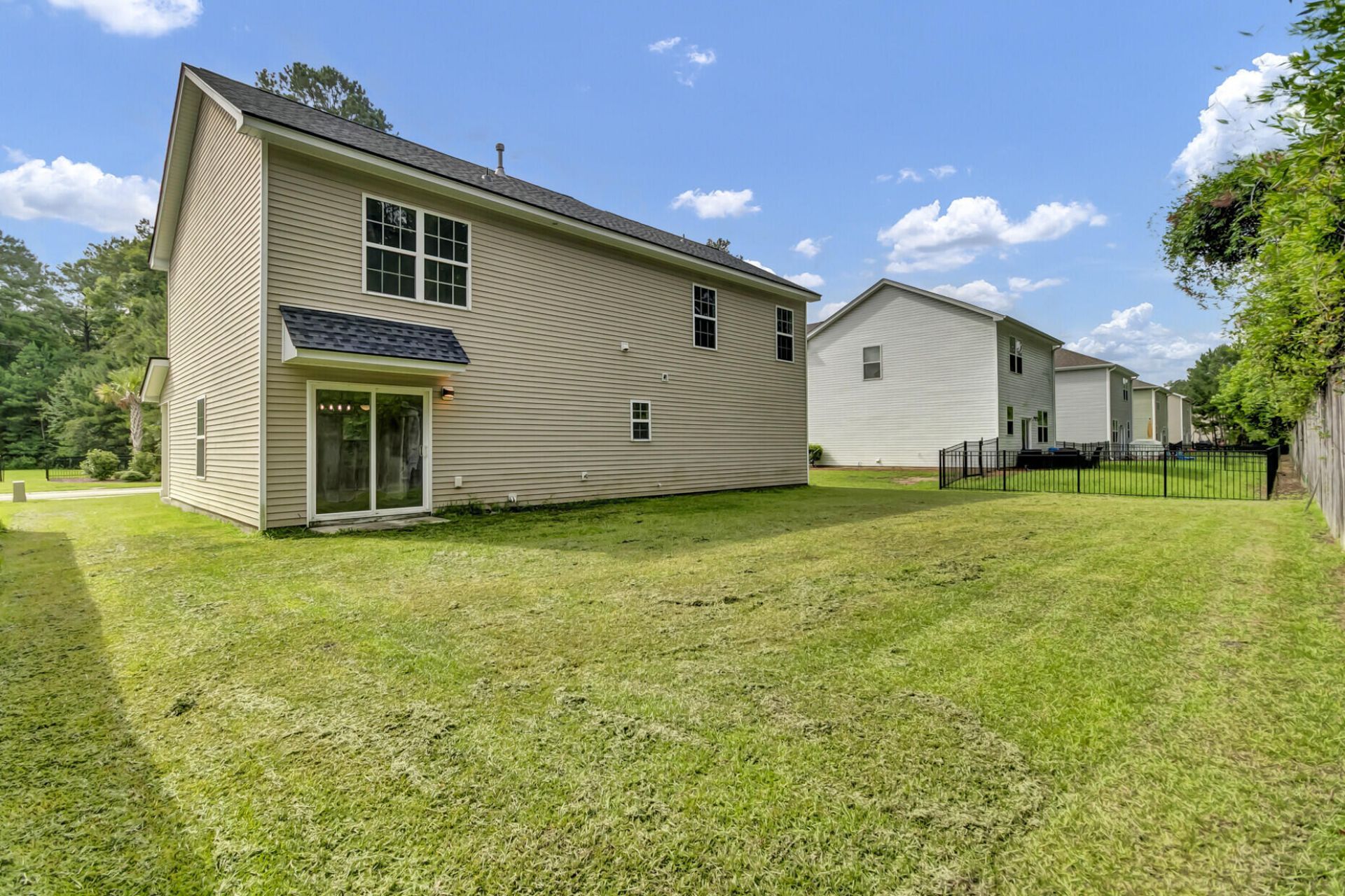 161 Blackstone Drive Photo 32
