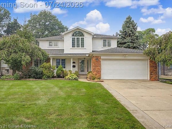 811 Nightingale Street, Dearborn, MI 48128