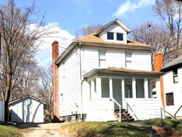54 Hudson Avenue, Pontiac, MI 48342